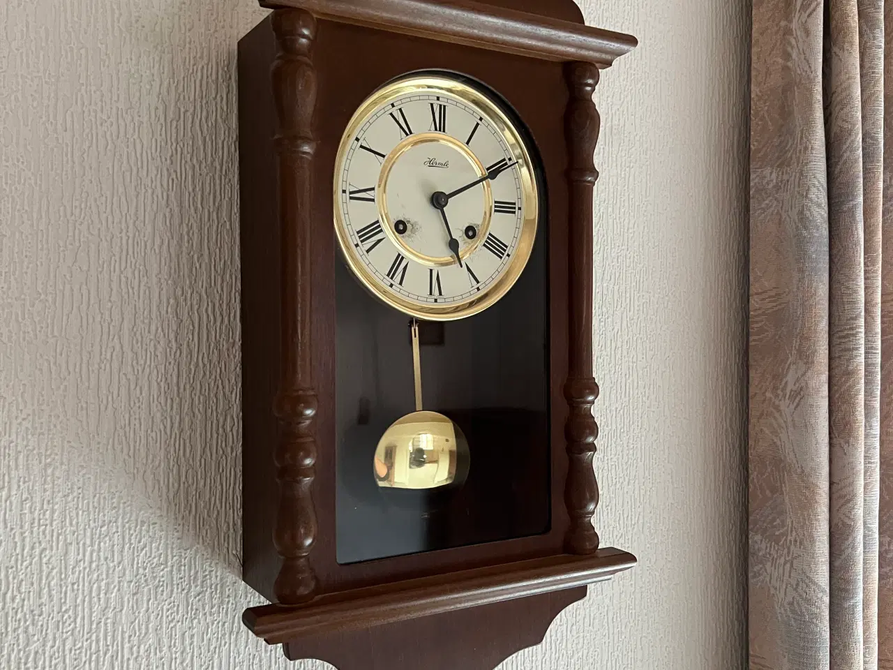 Billede 2 - Ur - væghængt - antikt