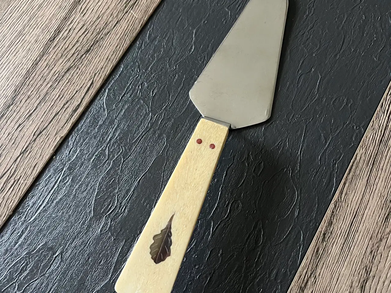 Billede 2 - Fin ældre lagkage ske