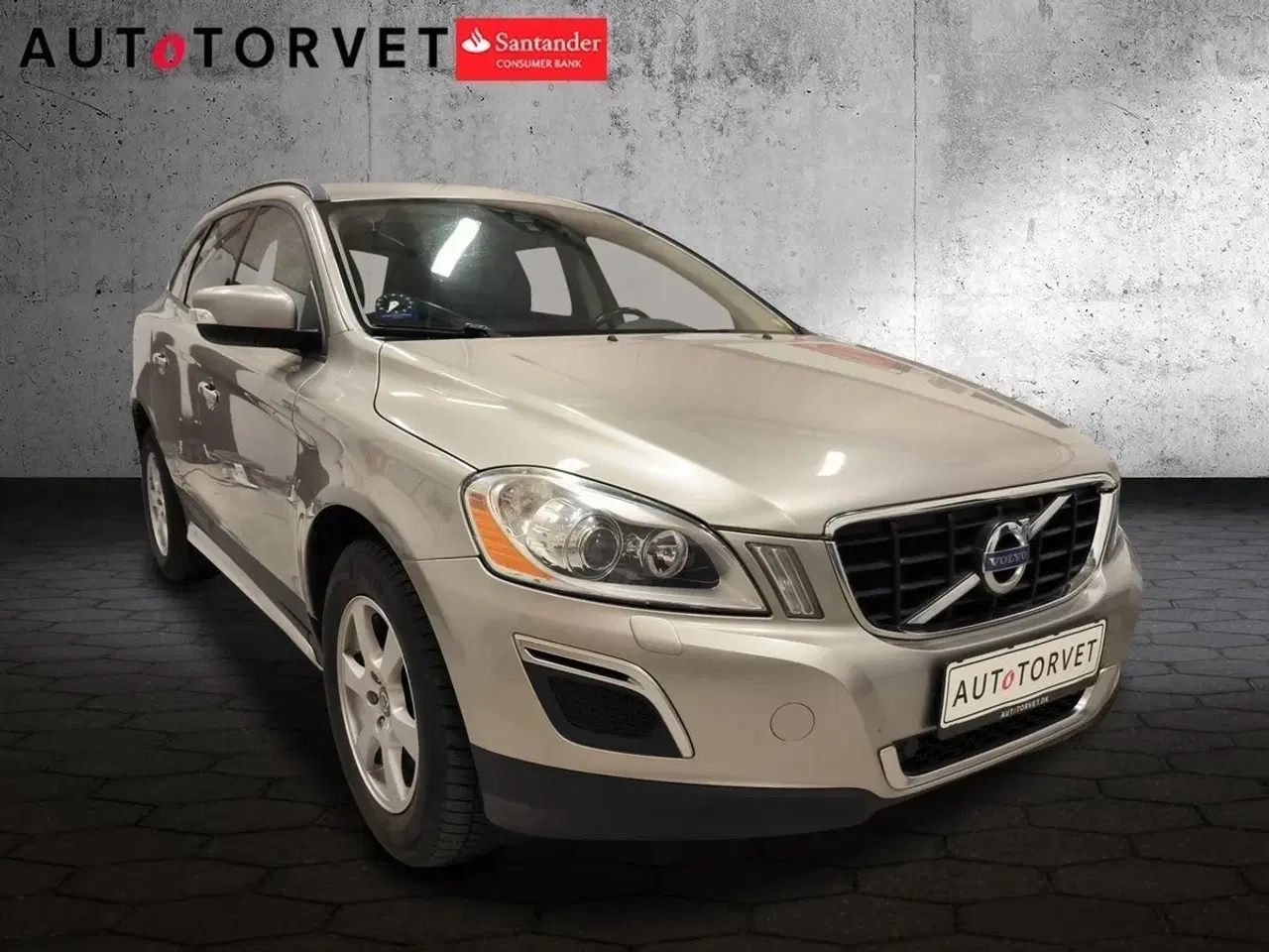 Billede 2 - Volvo XC60 2,4 D4 163 Momentum aut. AWD Van