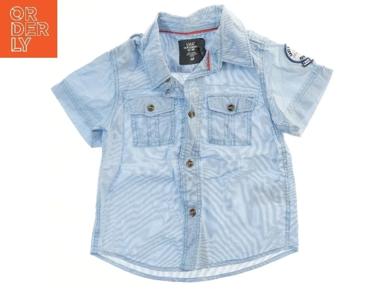 Billede 1 - Kortærmet skjorte til børn fra H&M (str. 98)