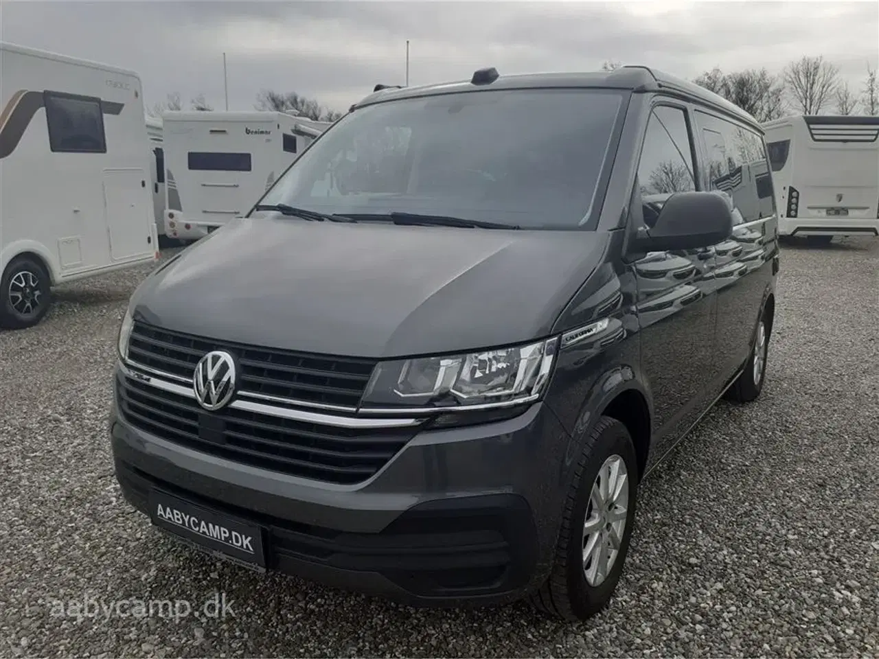 Billede 4 - 2021 - VW California Coast Aut.   Lille kompakt camper. DSG. Adaptiv fartpilot. sommer/vinterhjul. undervognsbehandlet fra ny.