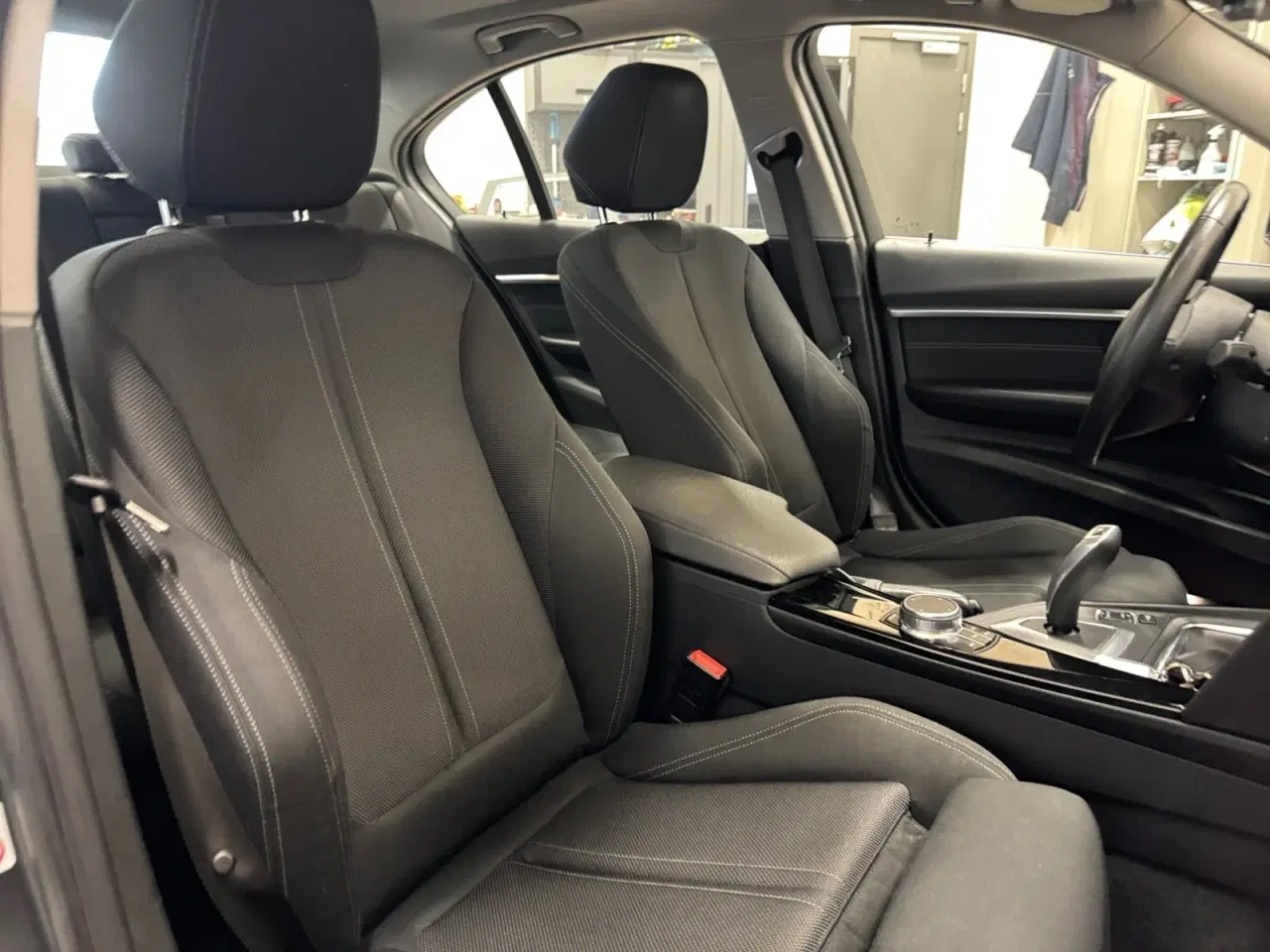 Billede 18 - BMW 320d 2,0 Sport Line aut.