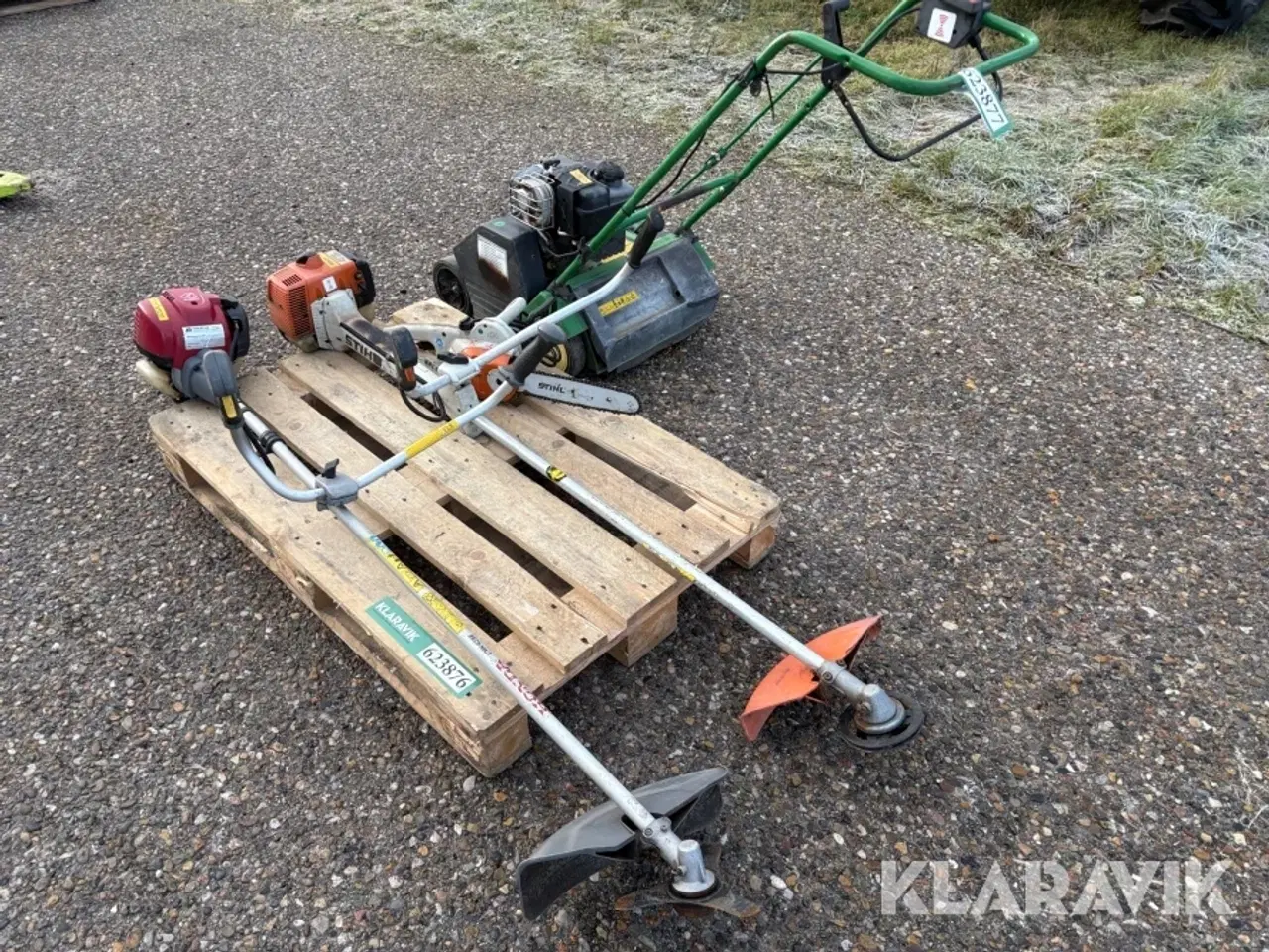 Billede 4 - Buskrydder 2 styk, kædesav og vertikalskærer Stihl, Honda, John Deere