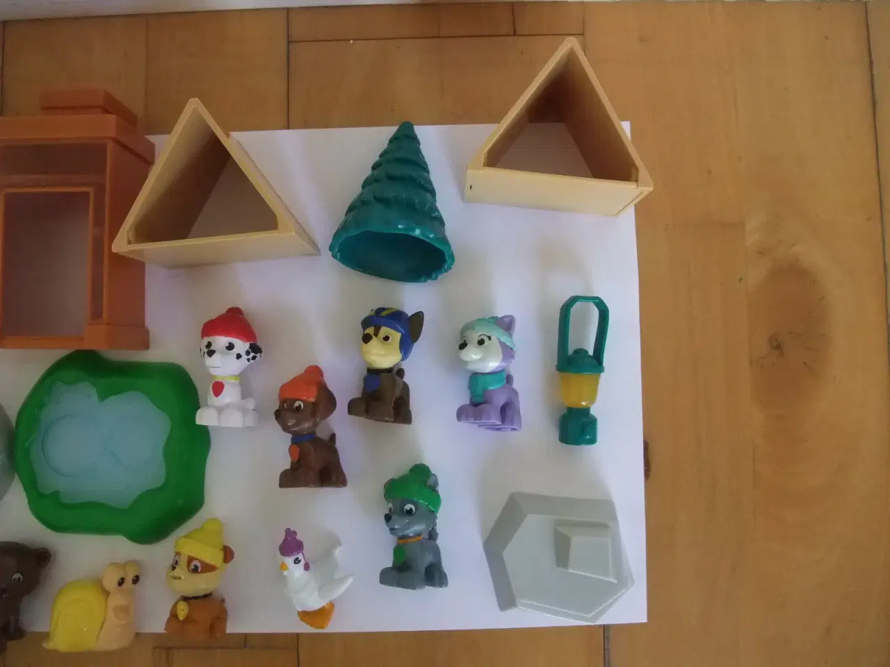 Billede 4 - Paw Patrol Camping Figurer