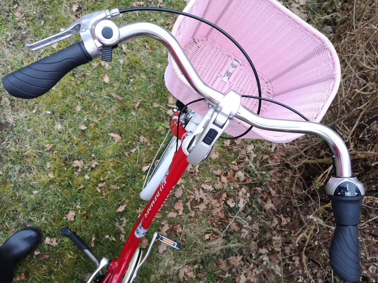 Billede 3 - Næsten ny Kildemoes dame- pige cykel 28" , 55cm ,