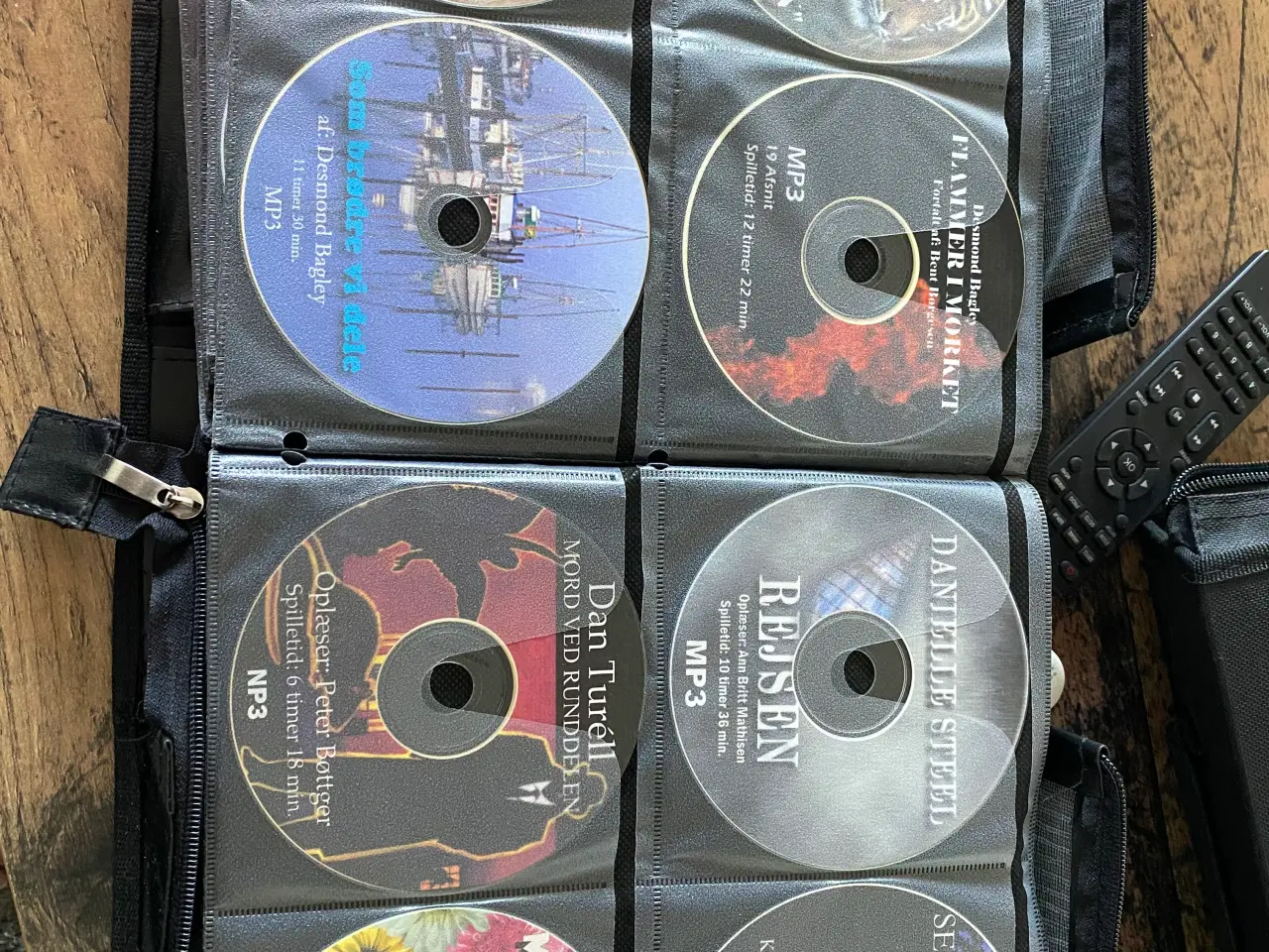 Billede 5 - Lydbøger en hel taske