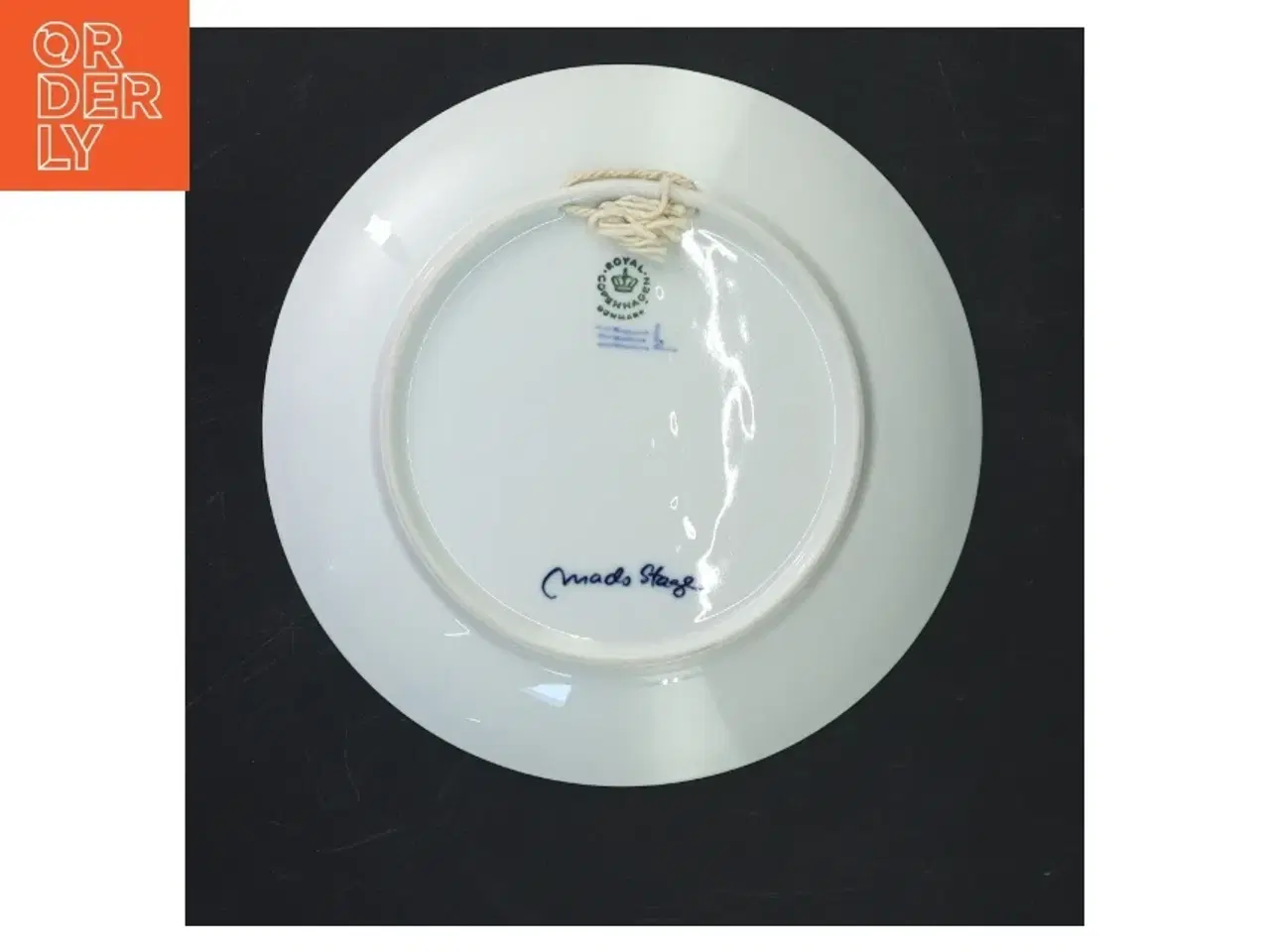 Billede 3 - Porcelænsplade til væg fra Royal Copenhagen (str. Ø 18,5 cm)