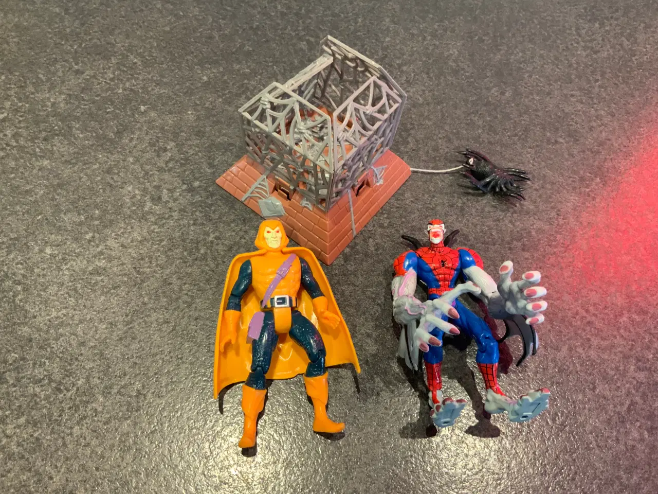 Billede 2 - Spiderman legetøj fra 1996+1997