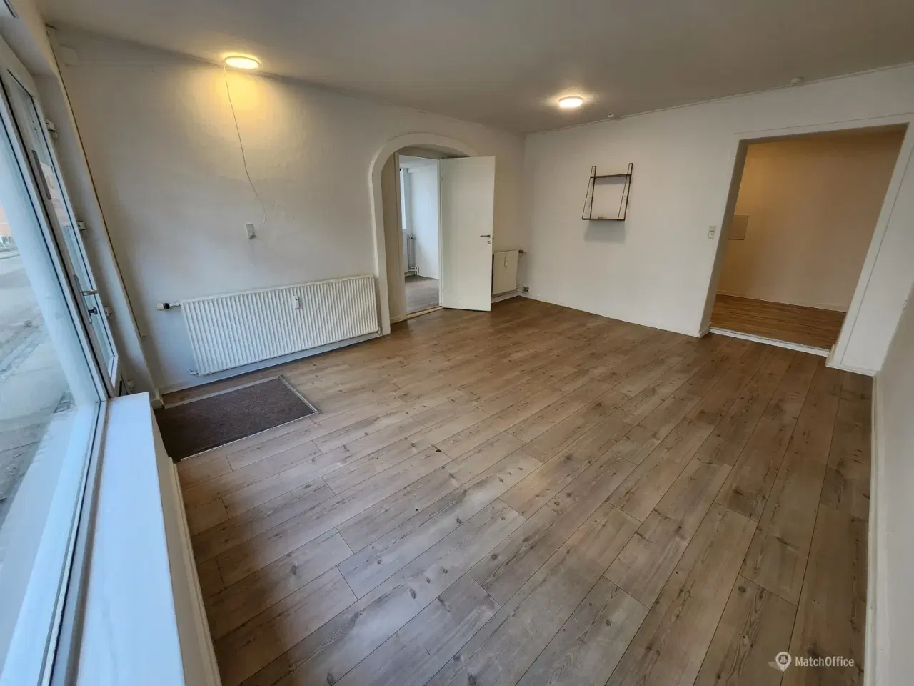 Billede 10 - Salon. butik. kontor eller anden form  for erhverv. Centralt beliggende nær Store Torv Hobro.