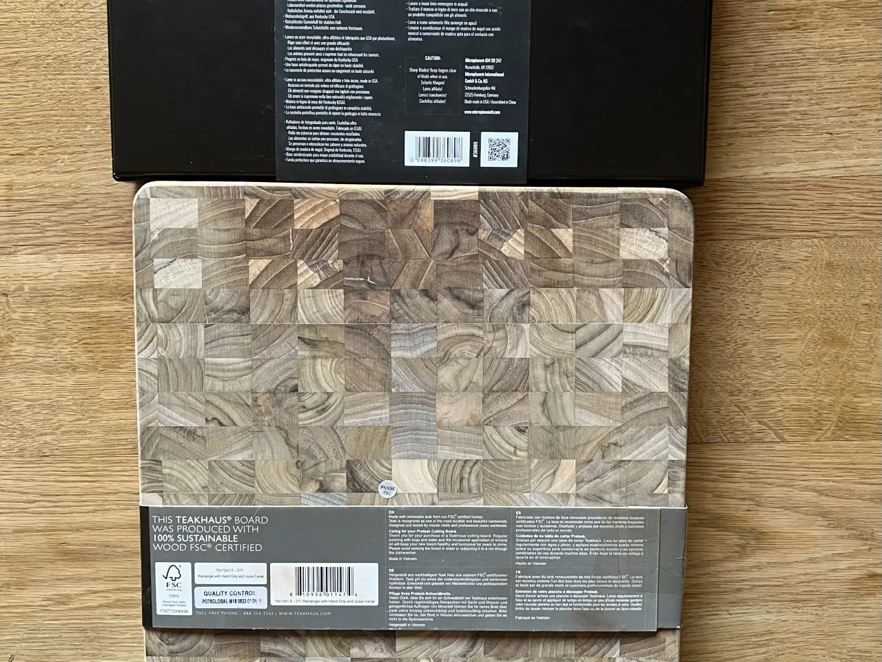 Billede 2 - Skærebræt og rivejern 