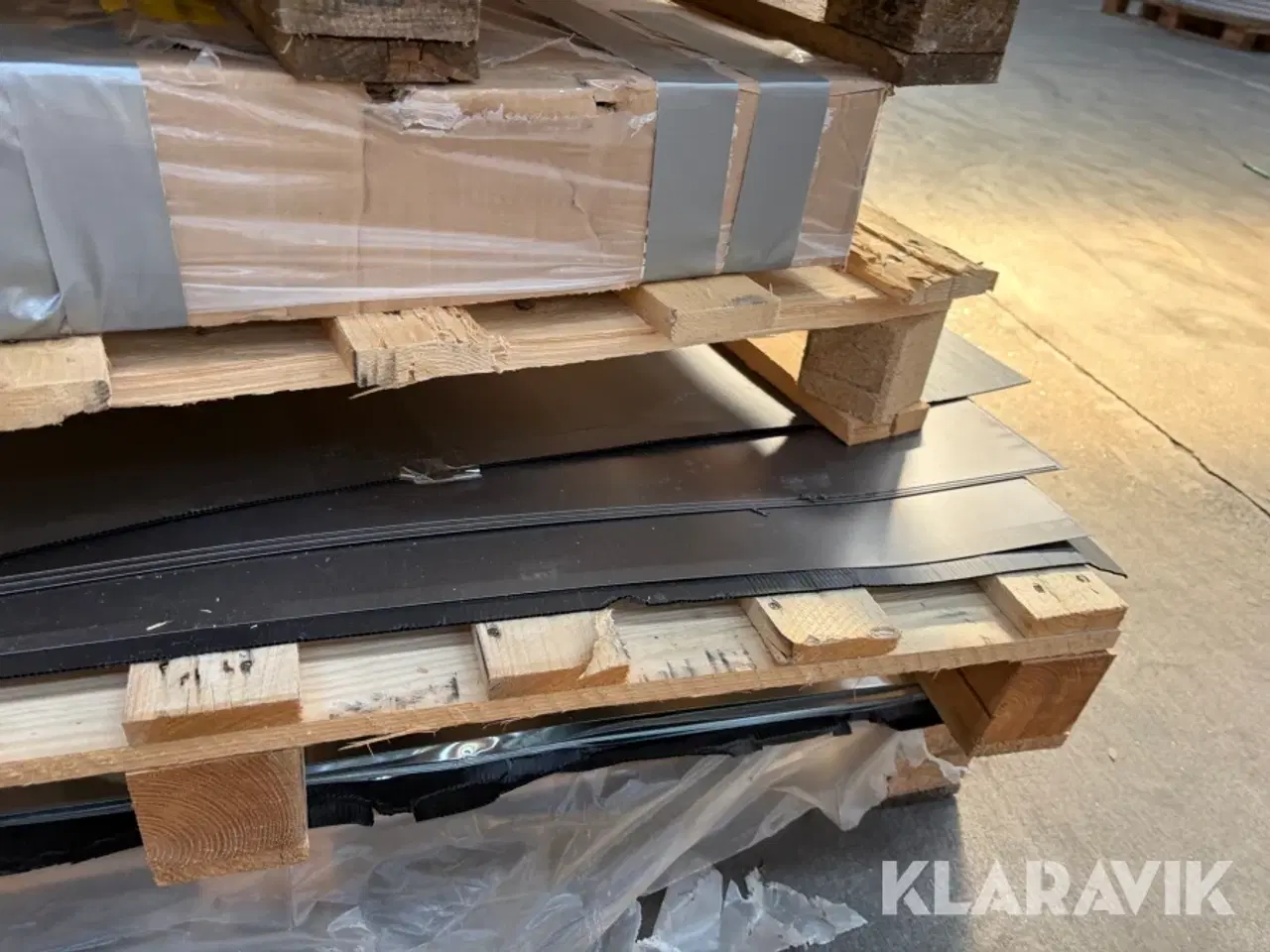 Billede 9 - Radiatorer og plader