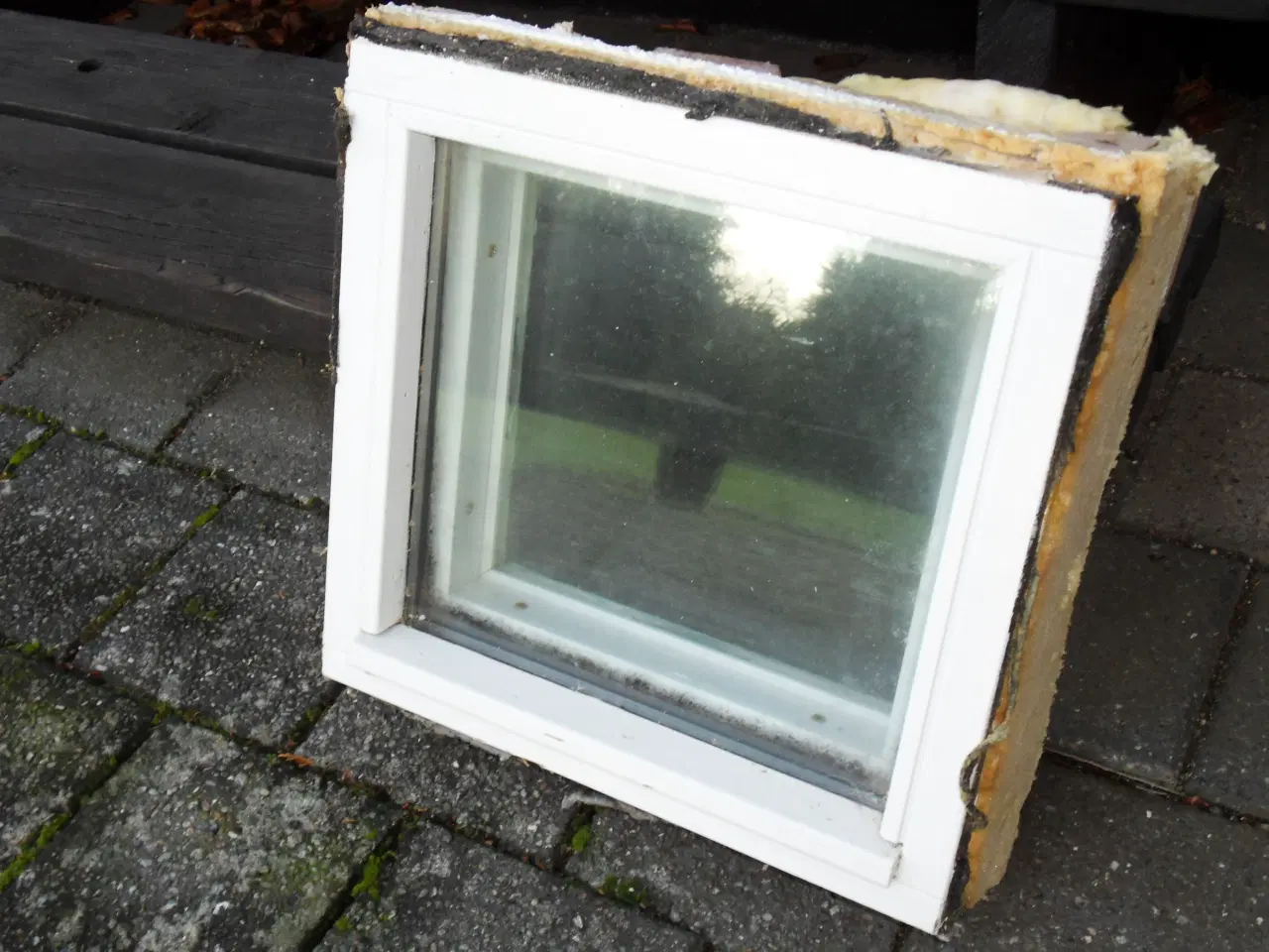 Billede 1 - Vindue, Fastkarm. Dobbelt glas  41x41 cm.