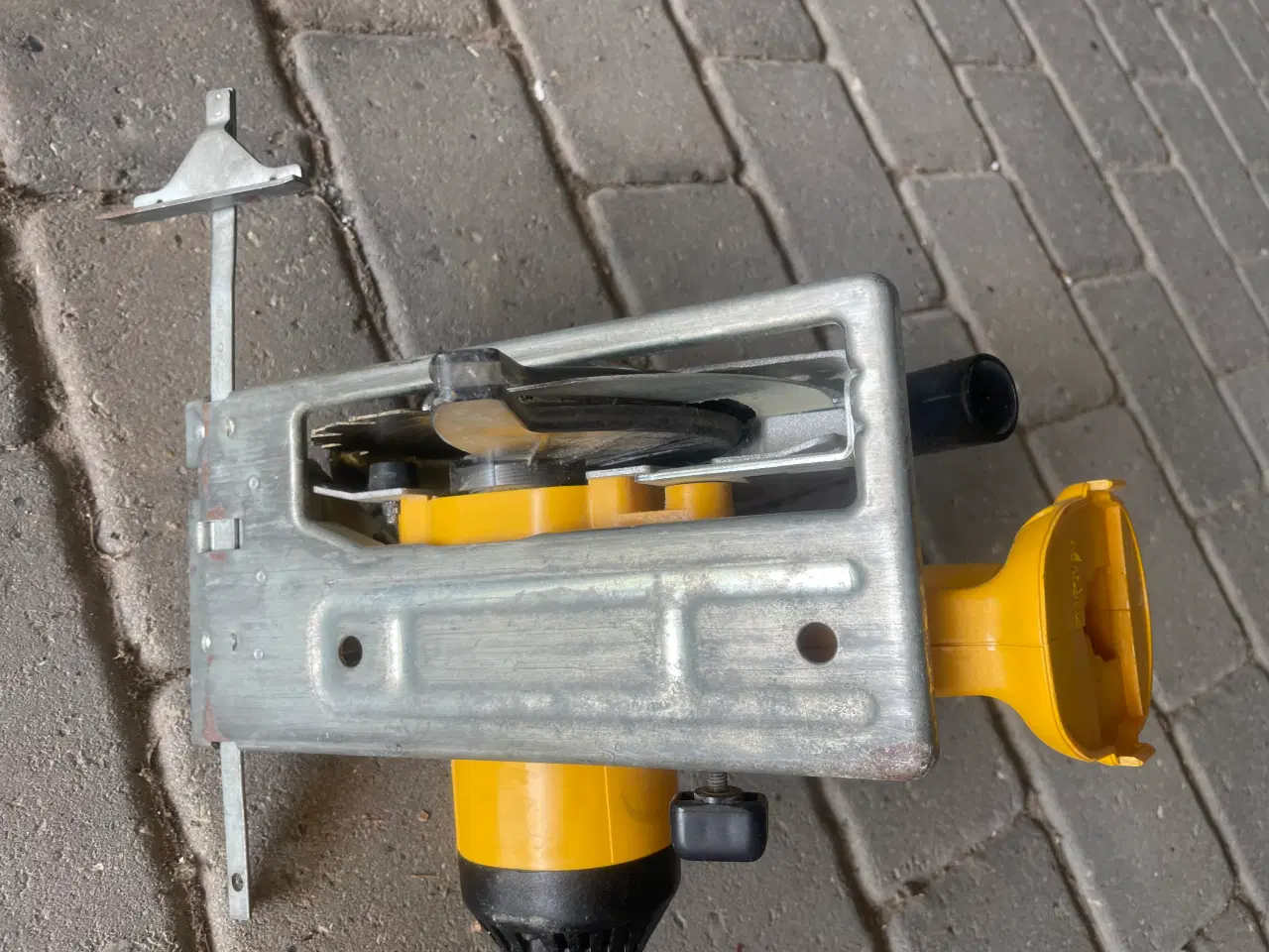 Billede 2 - DeWalt stiksav uden batteri 