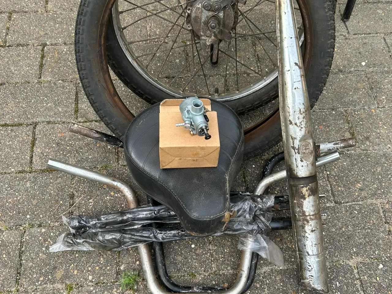 Billede 2 - puch maxi dele 