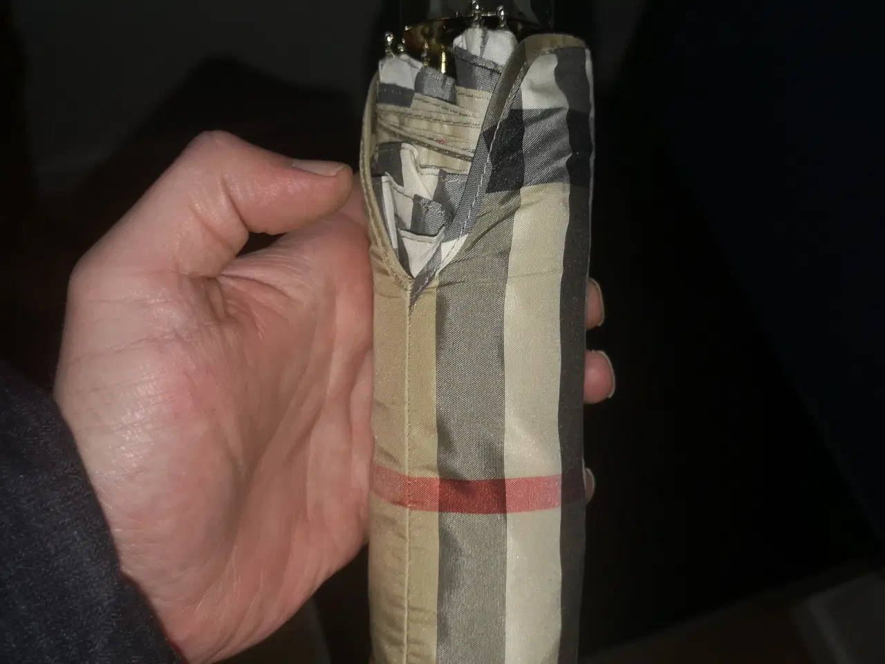 Billede 4 - Burberry paraplyer 2stk.