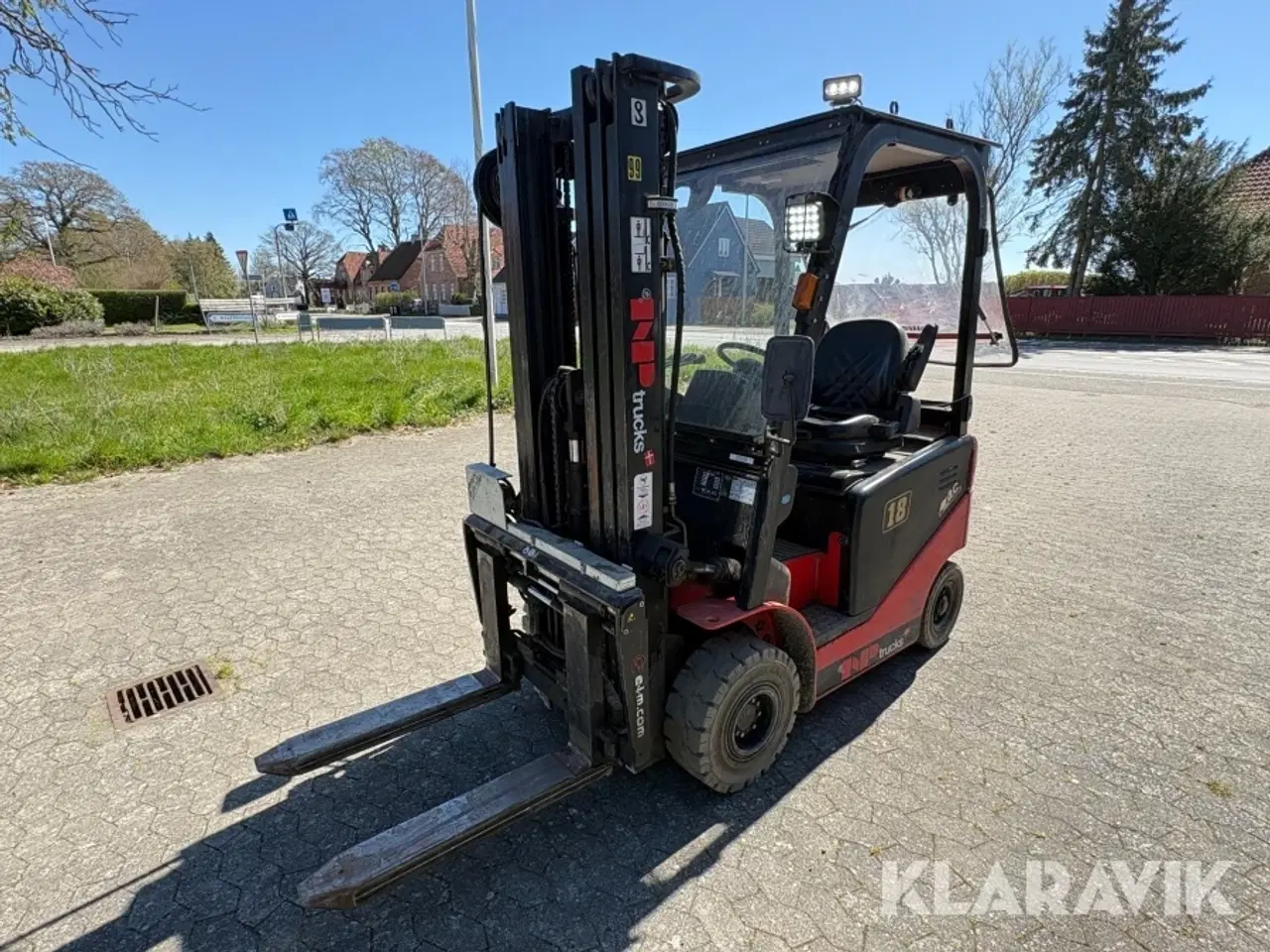 Billede 1 - Elektrisk truck Hangcha CPD18J-C1 med udskydergaffel