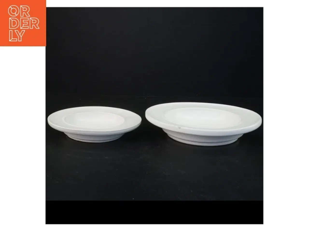 Billede 1 - K&#228;hler Porcelænsskåle (str. 16,5 x 3 cm og 20,5 x 3,5 cm)