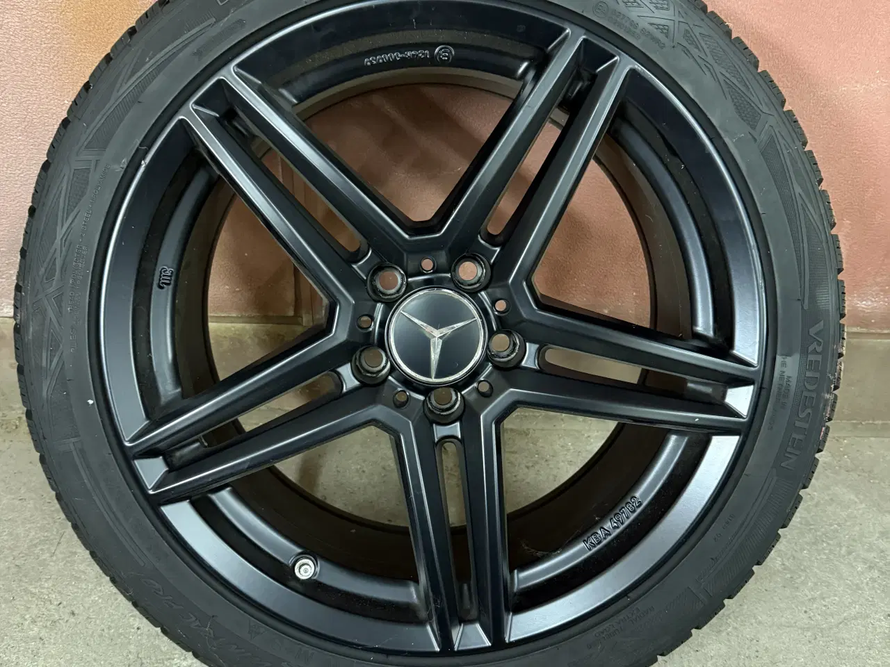 Billede 1 - Mercedes C-klasse AMG Line Vinterdæk Kpl. (4 stk.)