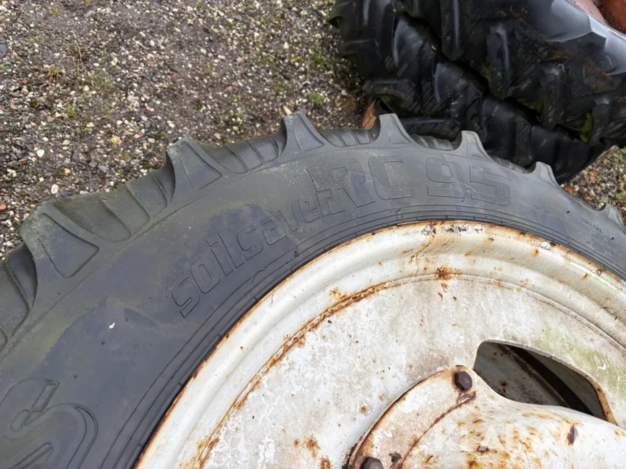 Billede 4 - Landbrugsdæk Tarus 300/95R46 RC95 - 2 styk