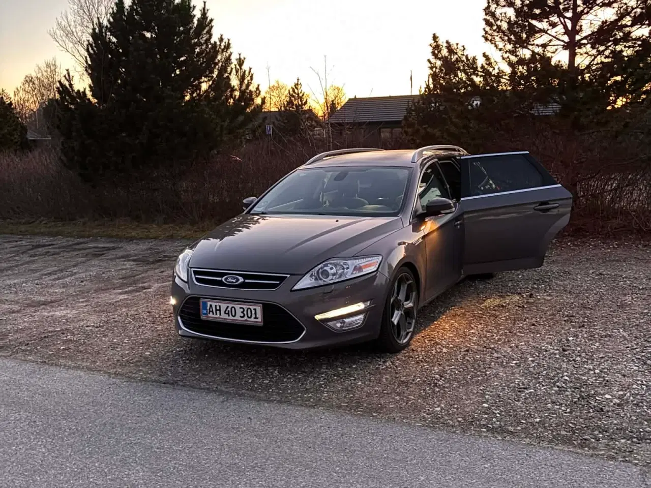 Billede 6 - 2,0 SCTi 240 Titanium stc. aut. 5d