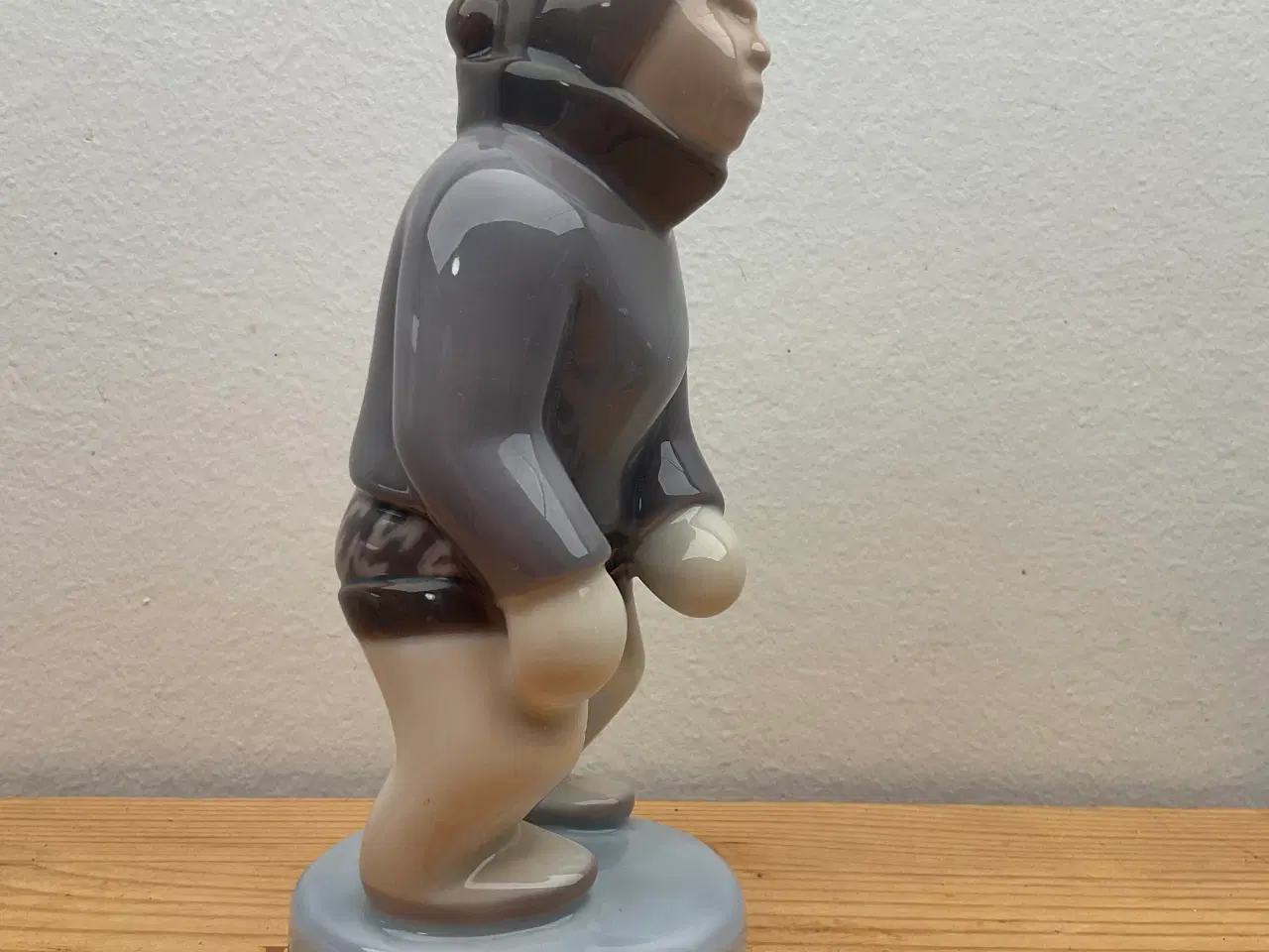 Billede 2 - Eskimo figur
