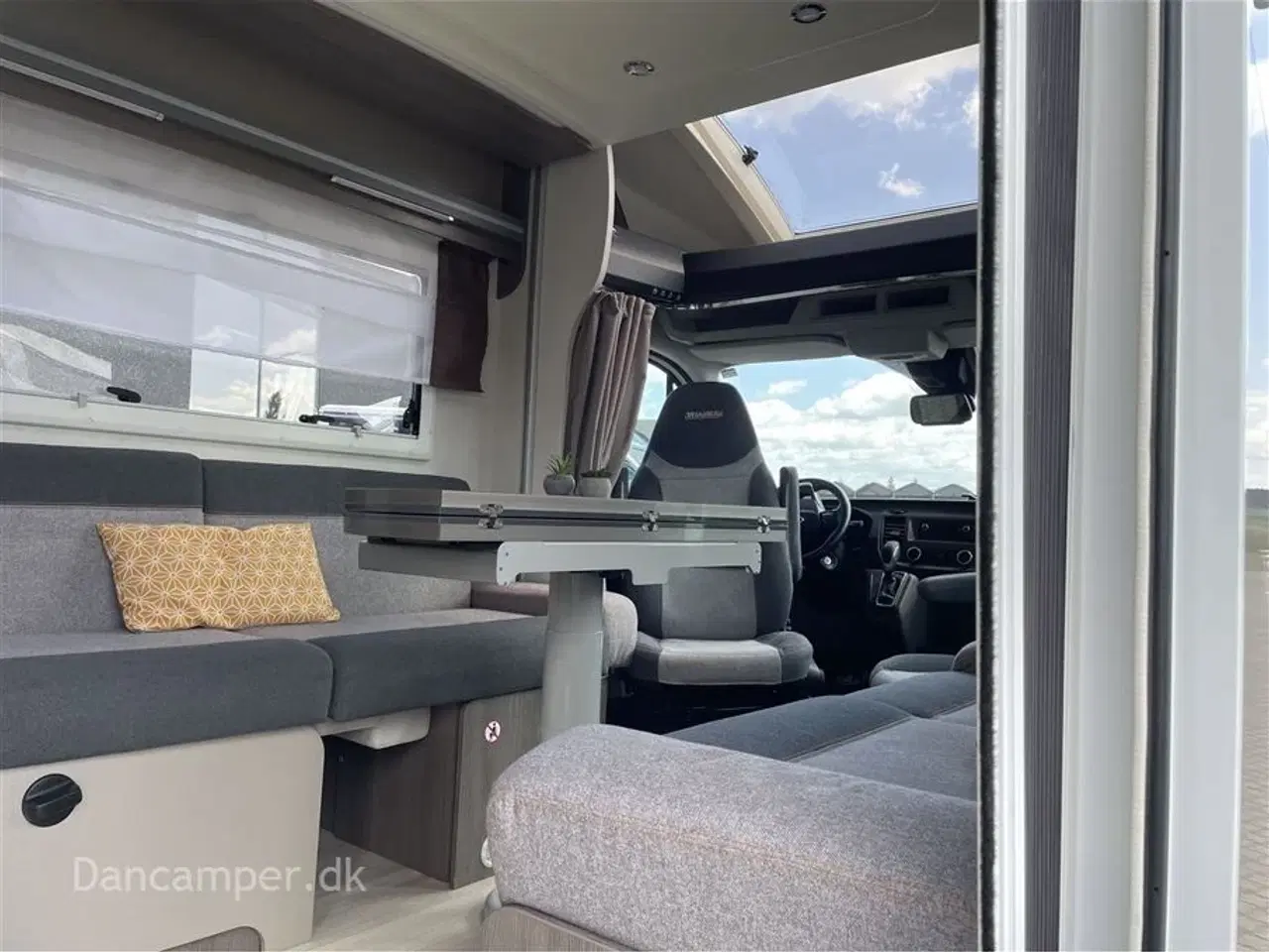Billede 11 - 2020 - Chausson Titanium 640   Kommissionsbil. Lounge siddegruppe , Dobbeltseng, Populær model , 170Hk, 6-trins automatgear, solcelle, inverter 1500W