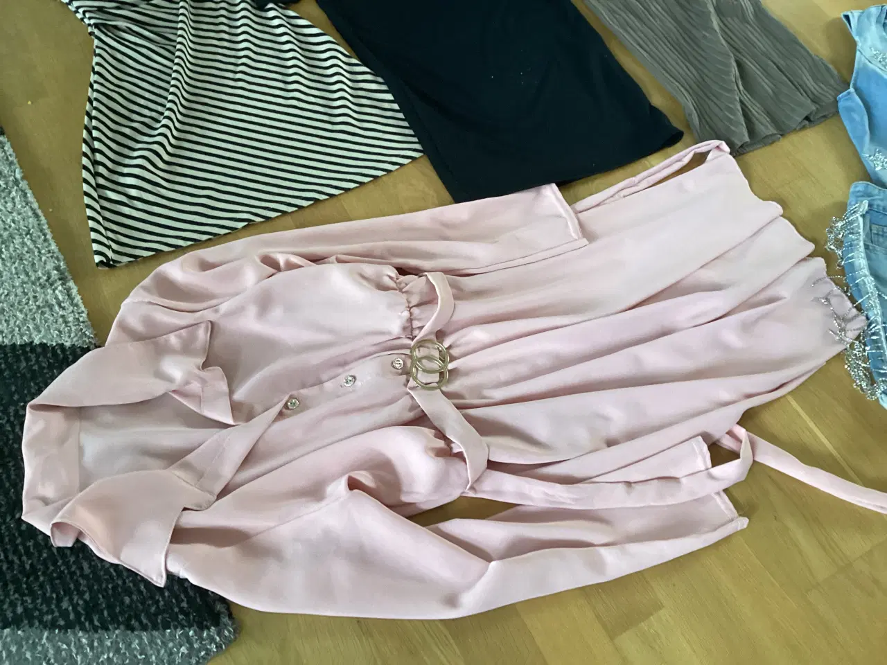 Billede 4 - Pige/dame kjolepakke. 