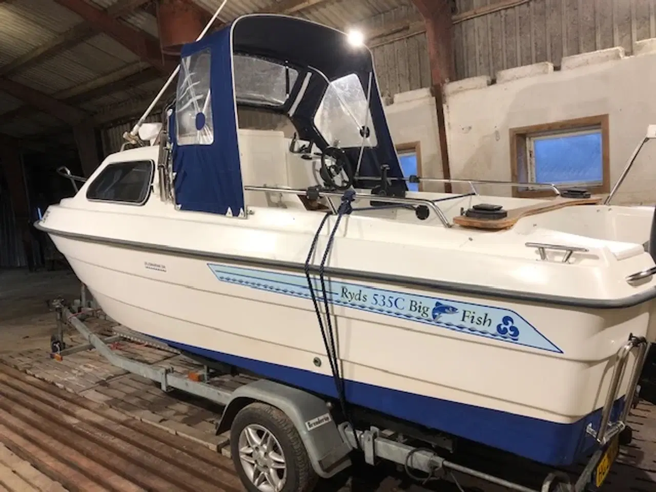 Billede 6 - Ryds 535 BF med meget udstyr til en god fisketur.