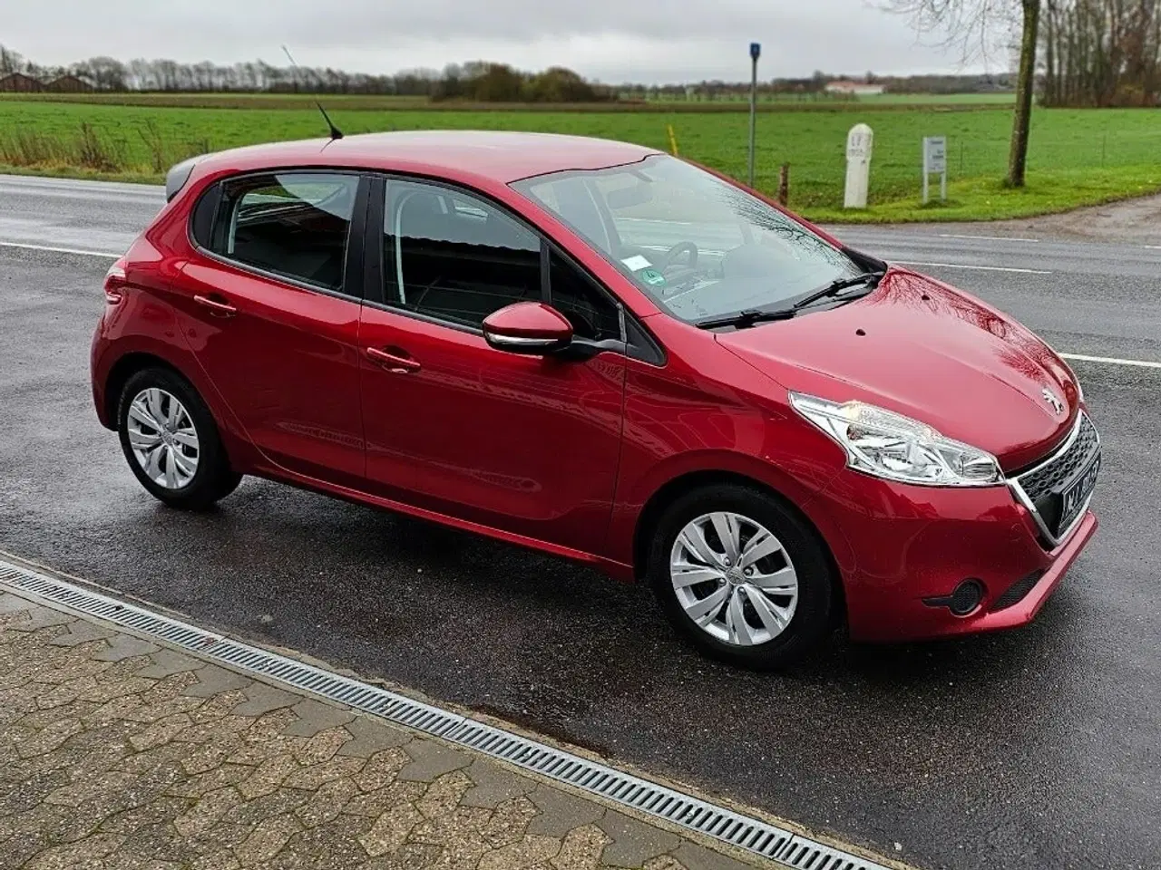 Billede 5 - Peugeot 208 1,6 e-HDi 92 Active