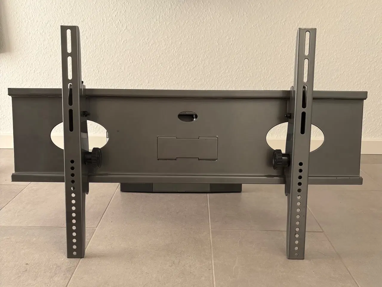 Billede 1 - Titan Vivanco tv-ophæng