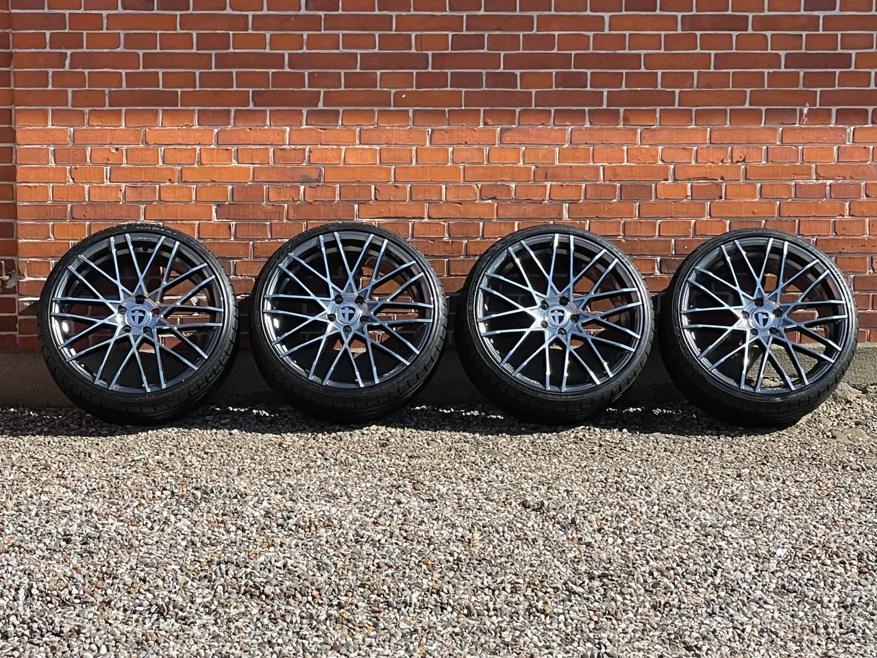 Billede 9 - Original Tomason alufælg 235/30-20" krydsmål 5x112