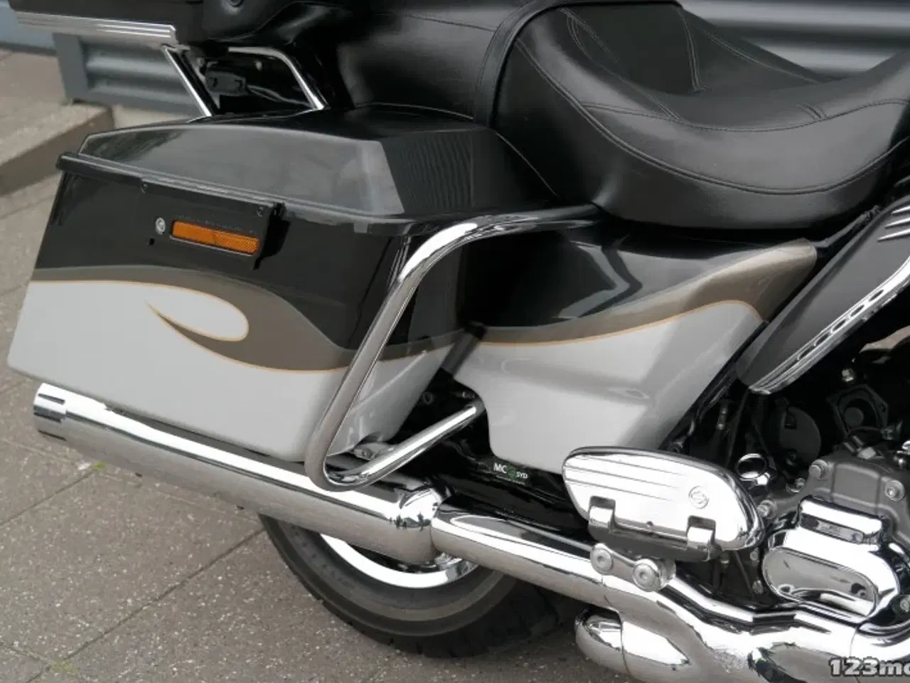 Billede 9 - Harley-Davidson FLHTCUSE CVO Electra Glide Ultra Classic MC-SYD       BYTTER GERNE