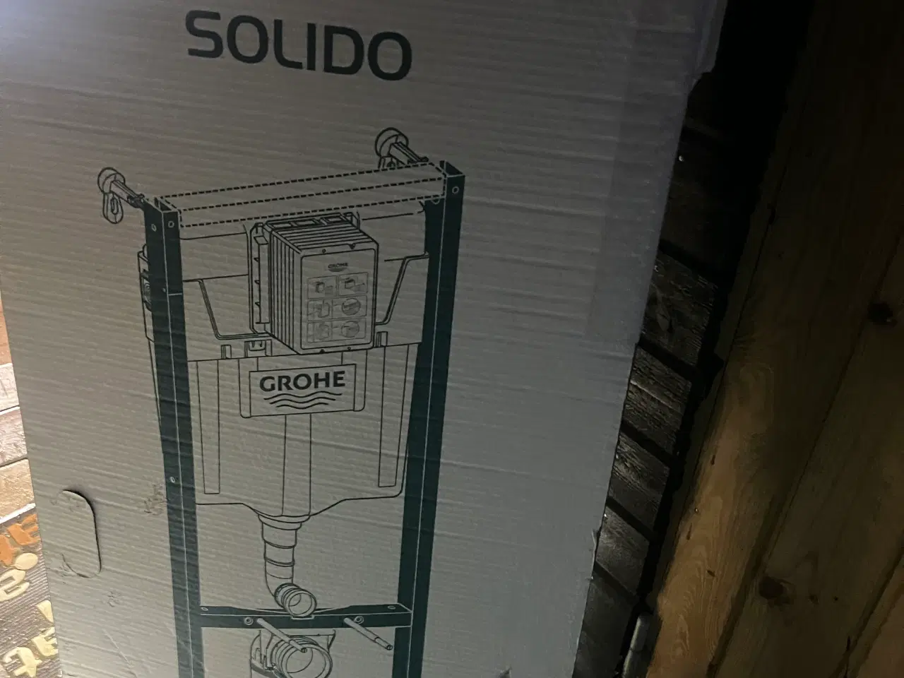 Billede 1 - Væghængt Toilet med indbygnings cisterne