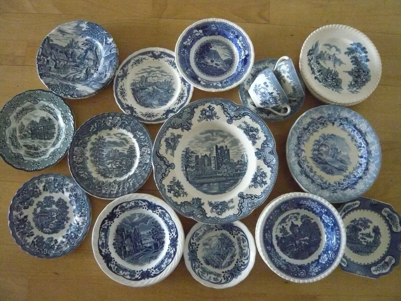 Billede 1 - Engelsk porcelæn/fajance i blå