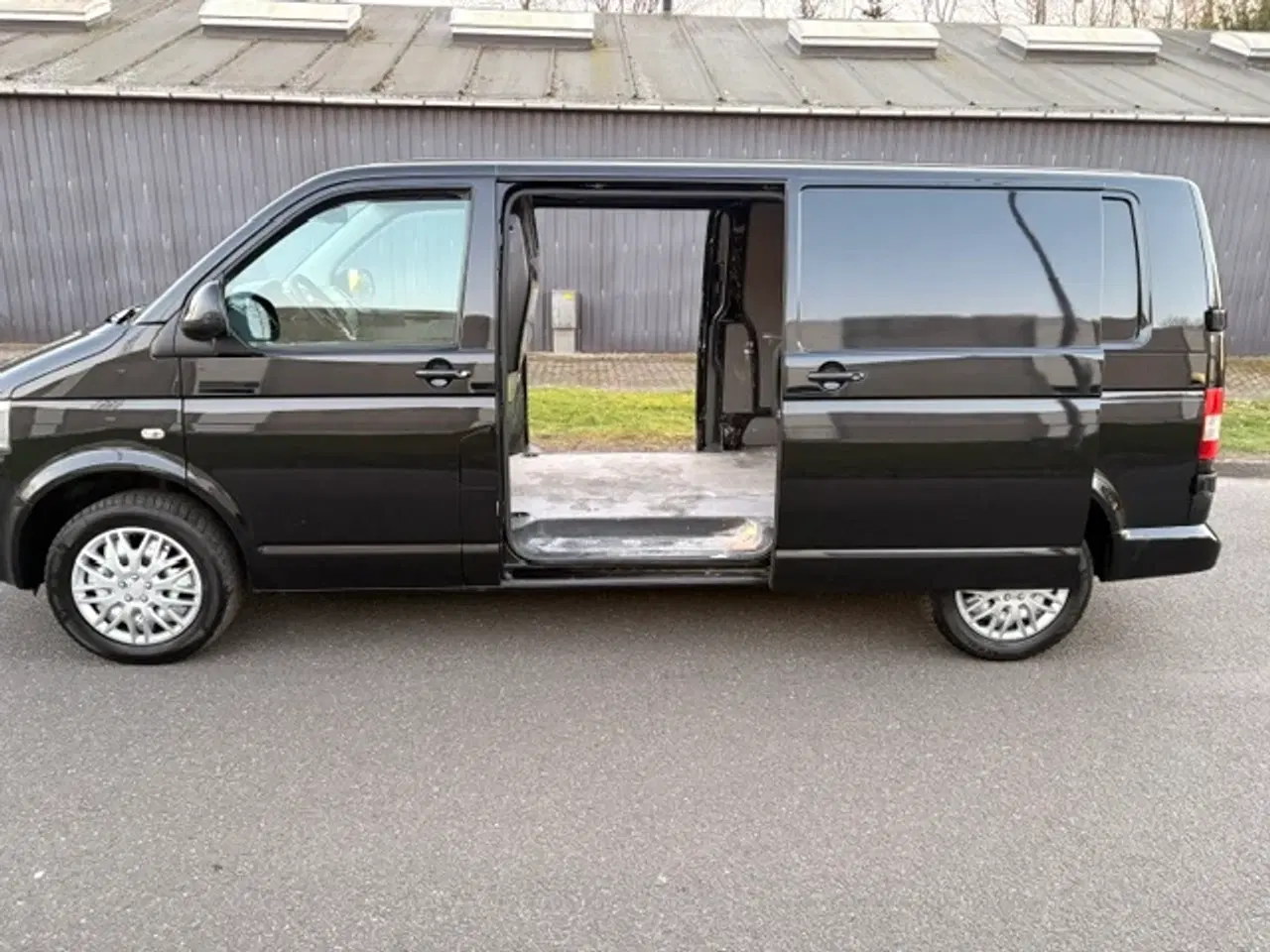 Billede 5 - VW Transporter 2,0 TDi 180 Kassevogn DSG lang, Nys