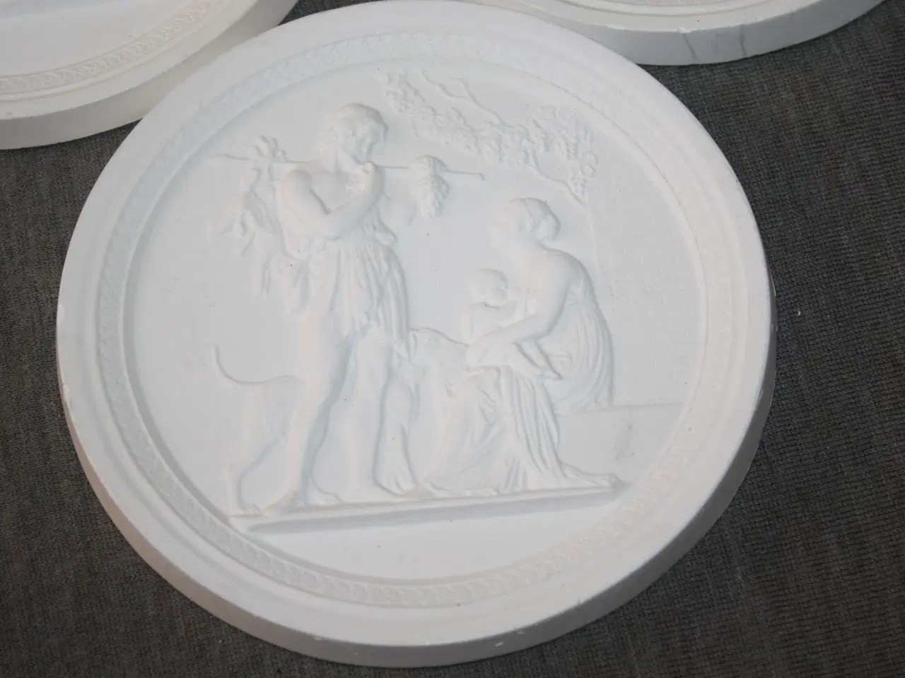 Billede 4 - Relief platter med Thorvaldsen  motiver