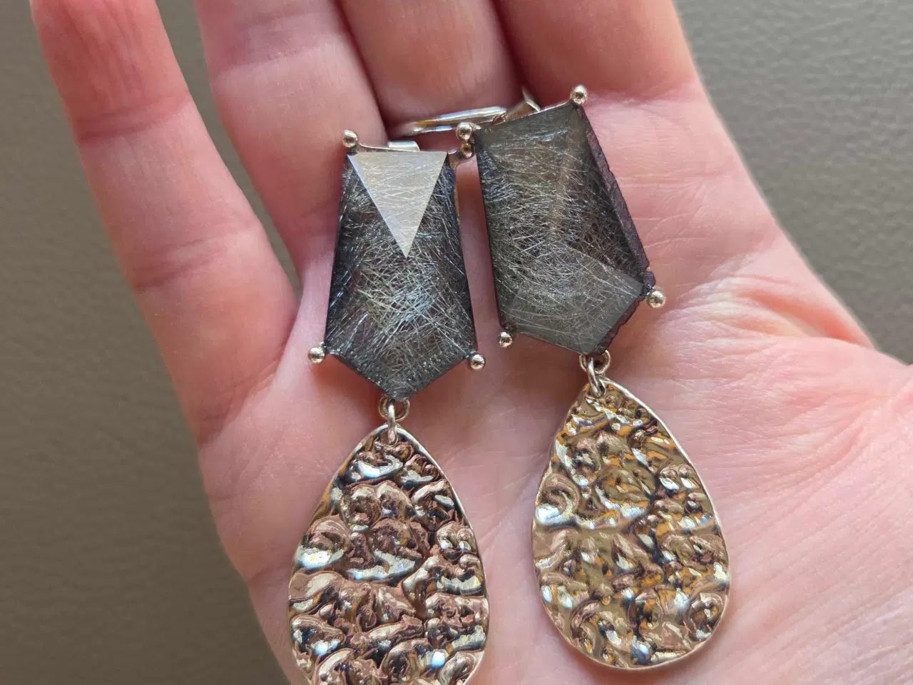 Billede 6 - Vila grey stone øreringe