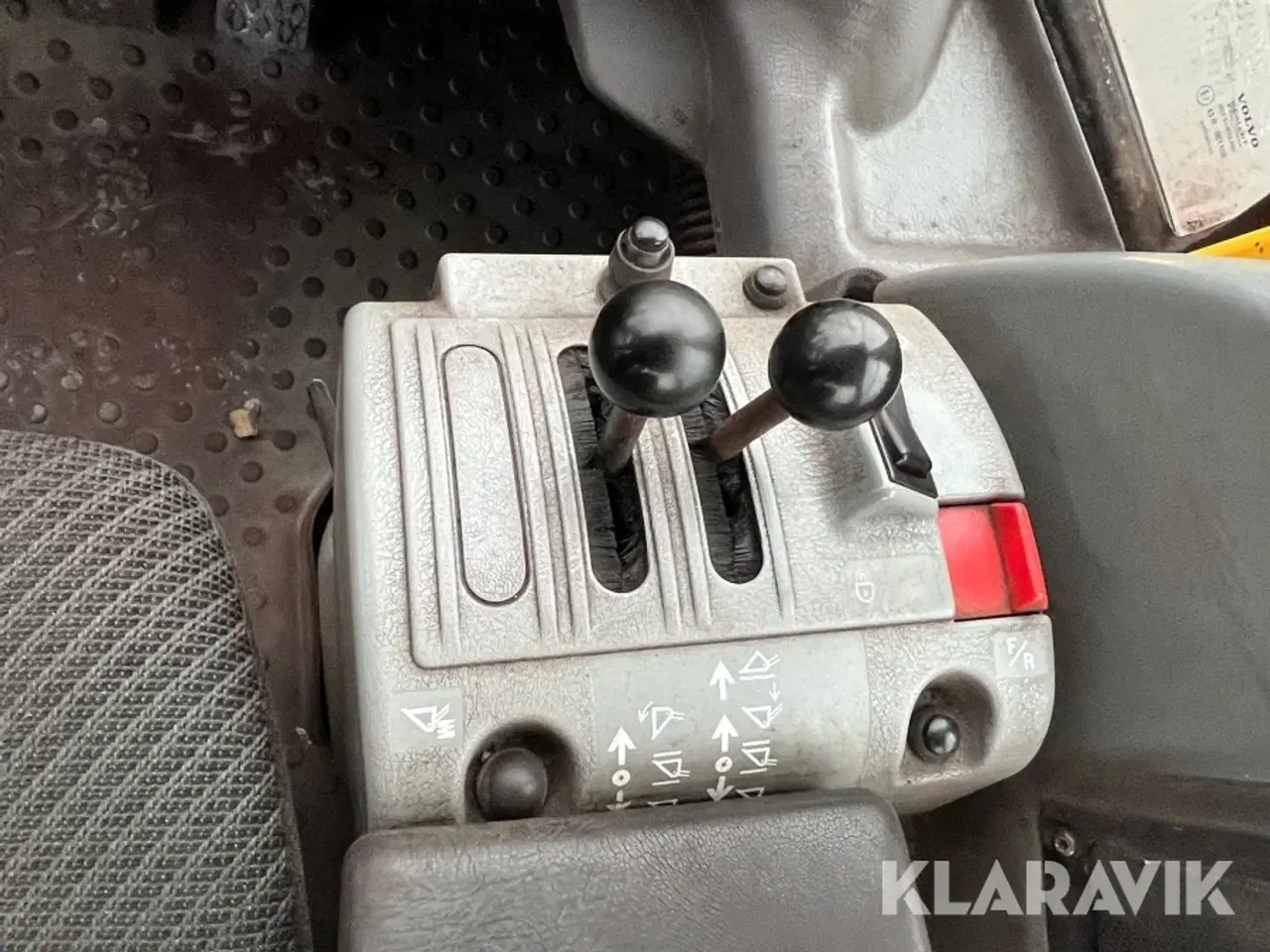 Billede 11 - Gummiged Volvo L330D med skovl