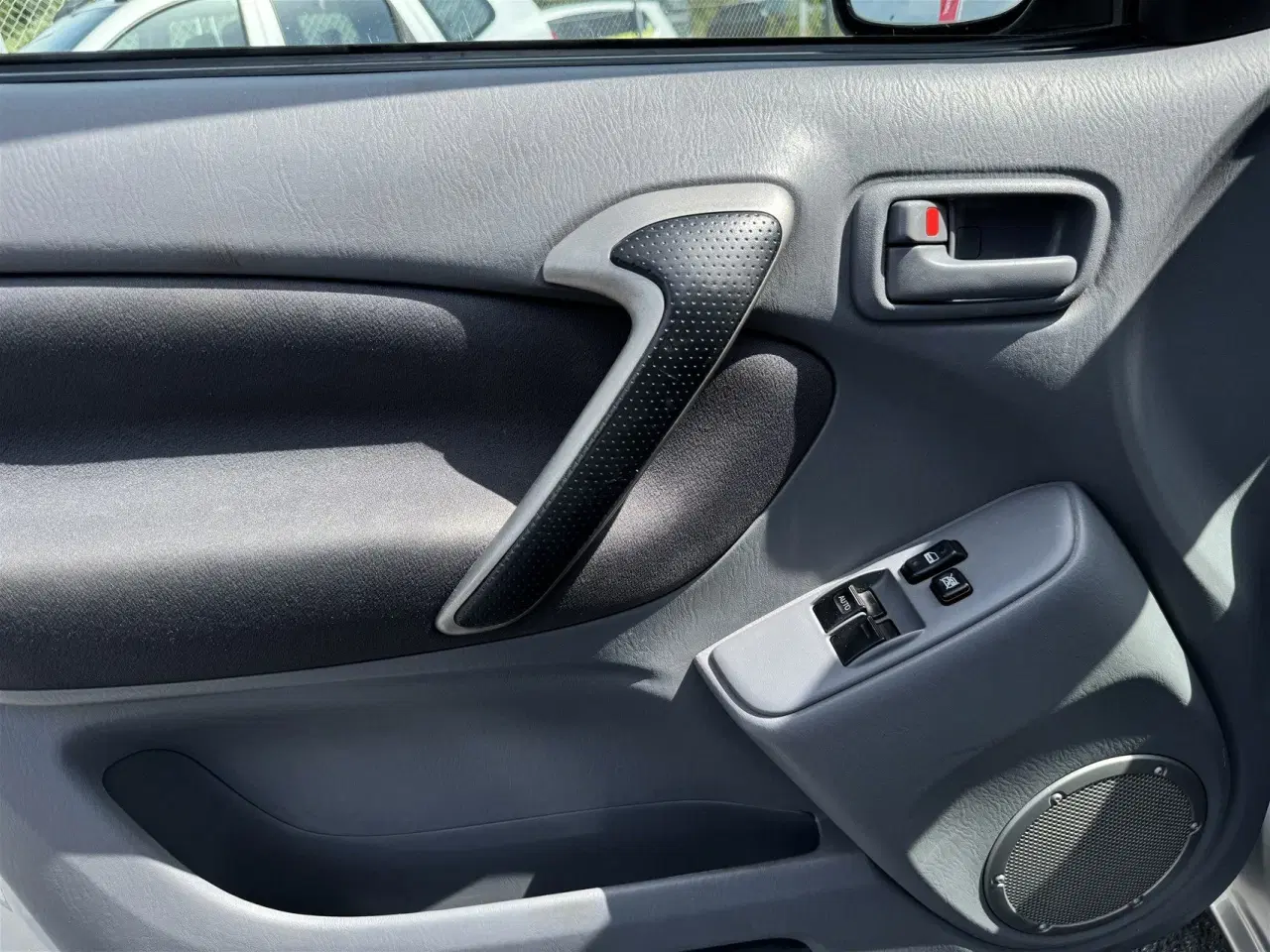 Billede 8 - Toyota RAV4 1,8 4x2 125HK Van