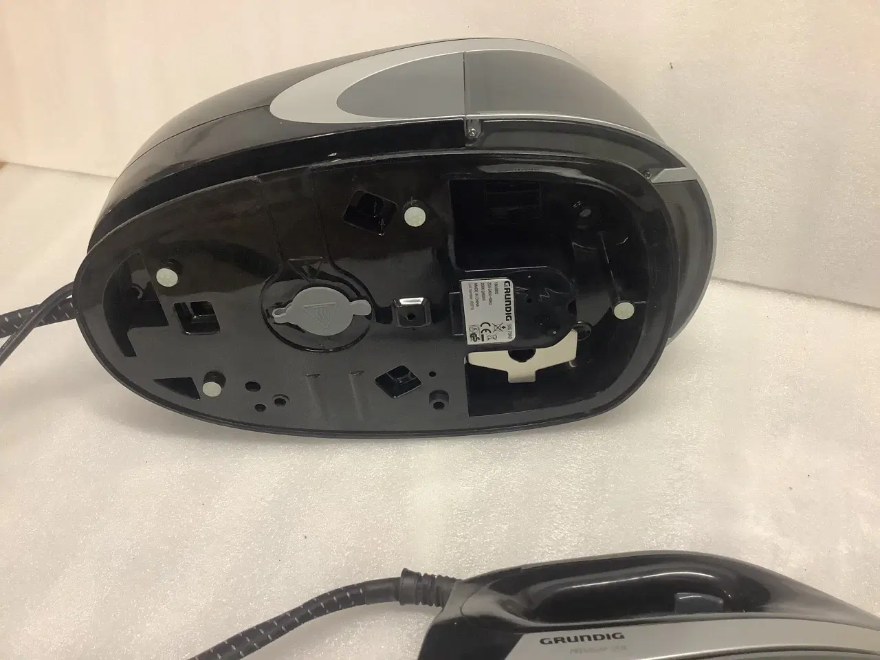 Billede 8 - GRUNDIG dampstation, brugt ganske sparsomt...