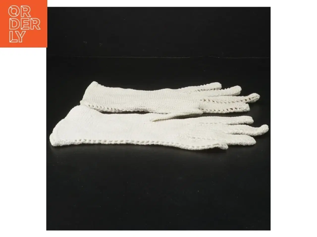 Billede 2 - Hæklede handsker (str. 23 cm)