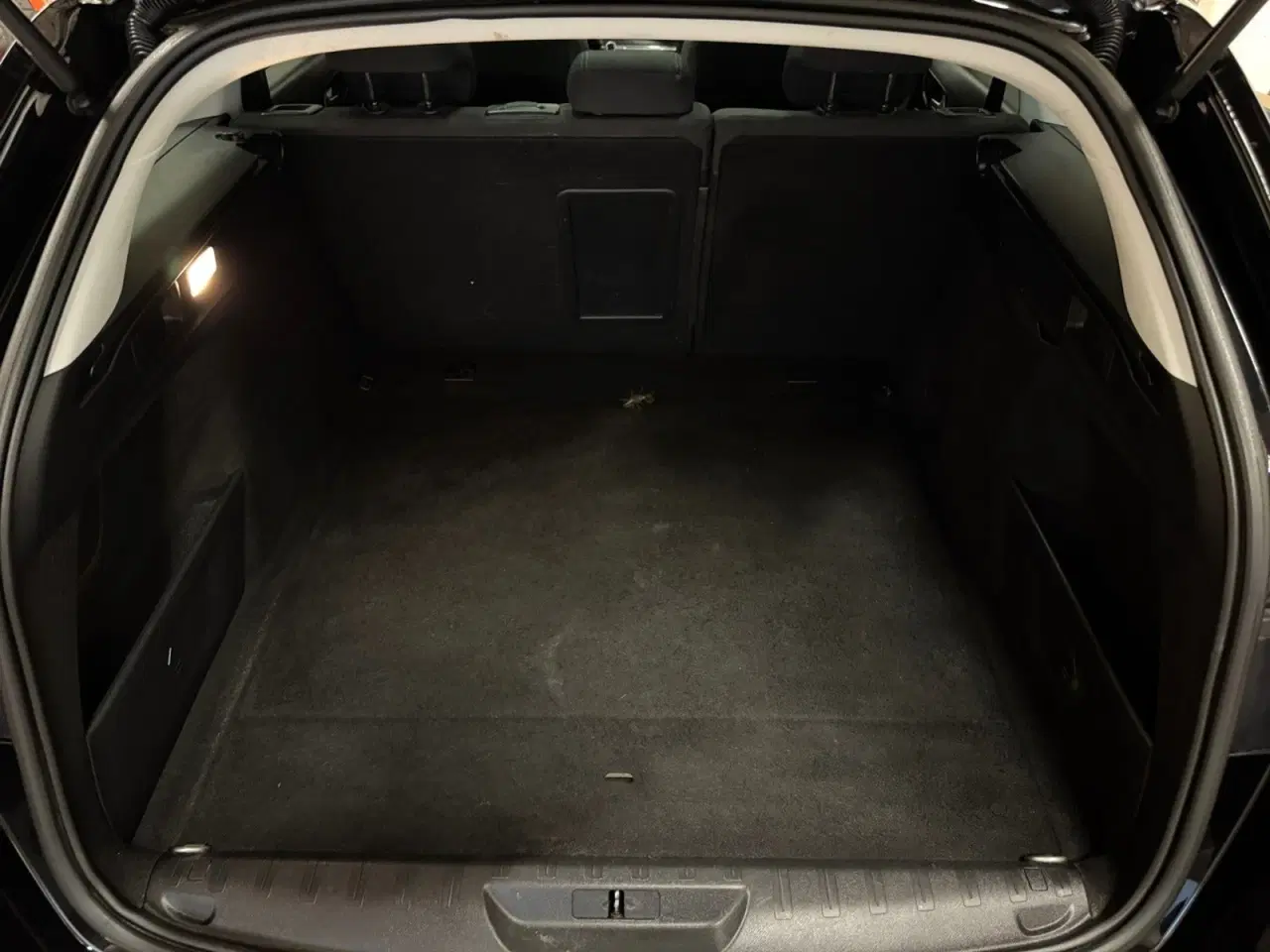 Billede 16 - Peugeot 308 1,6 BlueHDi 120 Allure SW