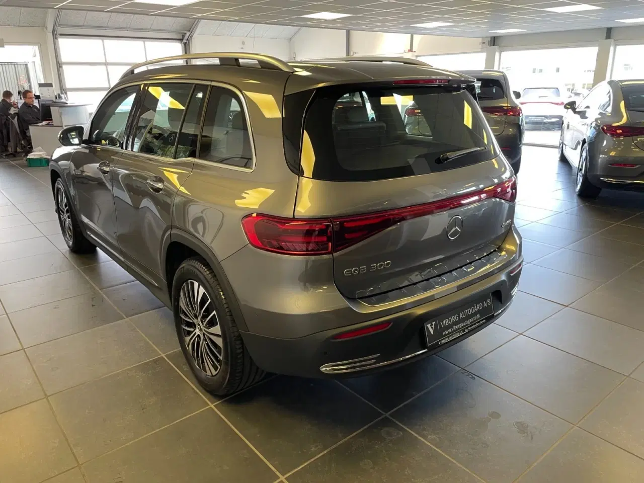 Billede 3 - Mercedes EQB300  Progressive 4Matic