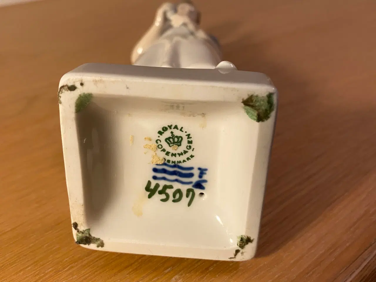 Billede 5 - Royal Copenhagen sygeplejerske 4507