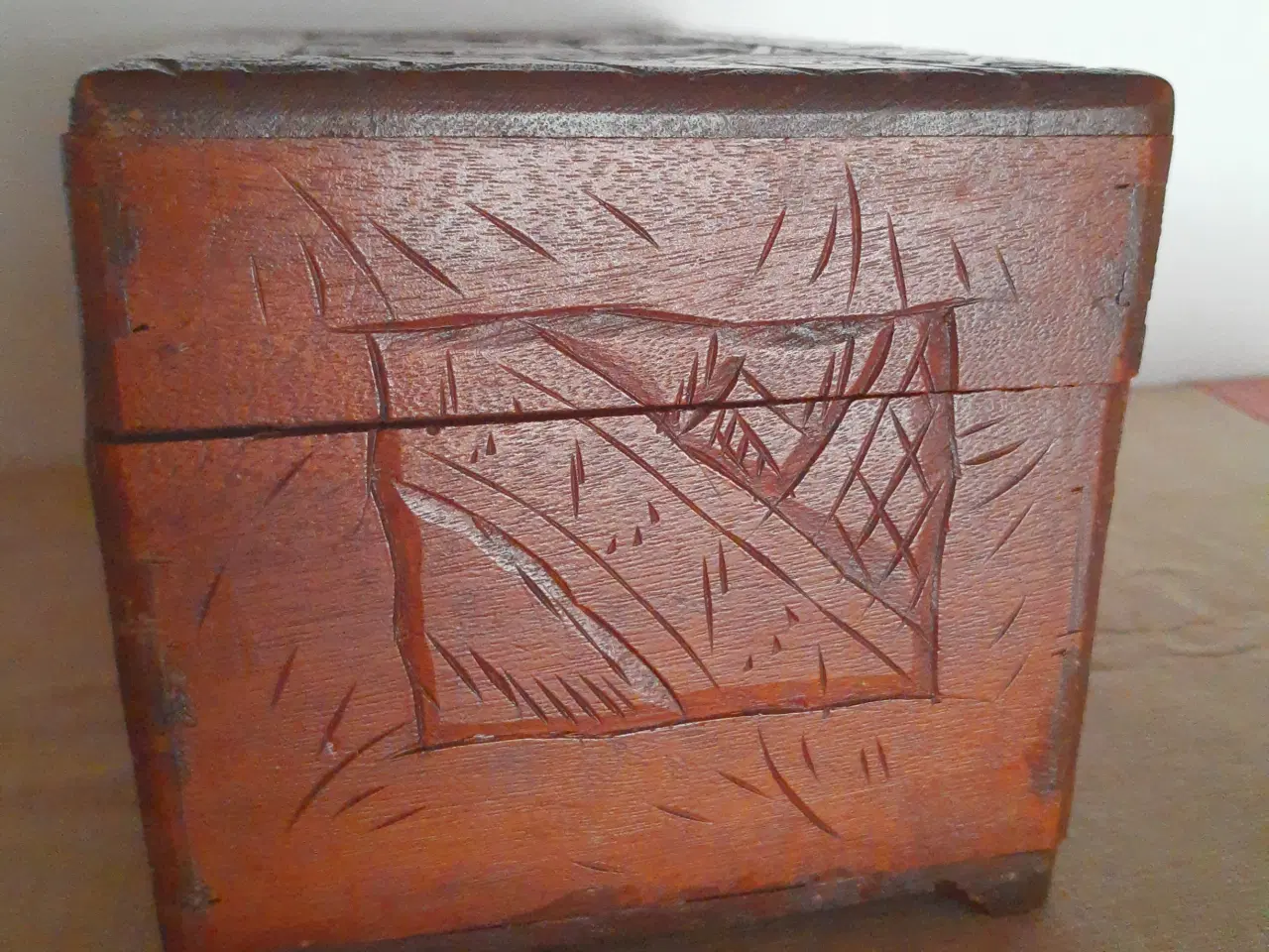 Billede 6 - Kamfertræs skrin.