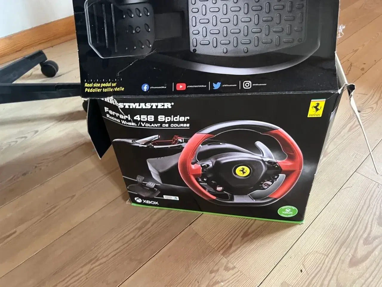 Billede 5 - Gamerstol RAZER & THRUSTMASTER Ferrari rat/pedelsæt (XBOX/PC)