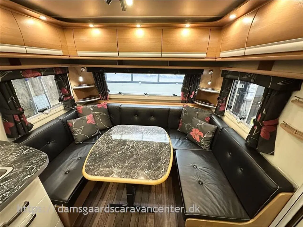 Billede 13 - 2011 - Cabby Comfort 650+ FT White Line Dobbeltseng - Centralvarme - Mover - Fortelt