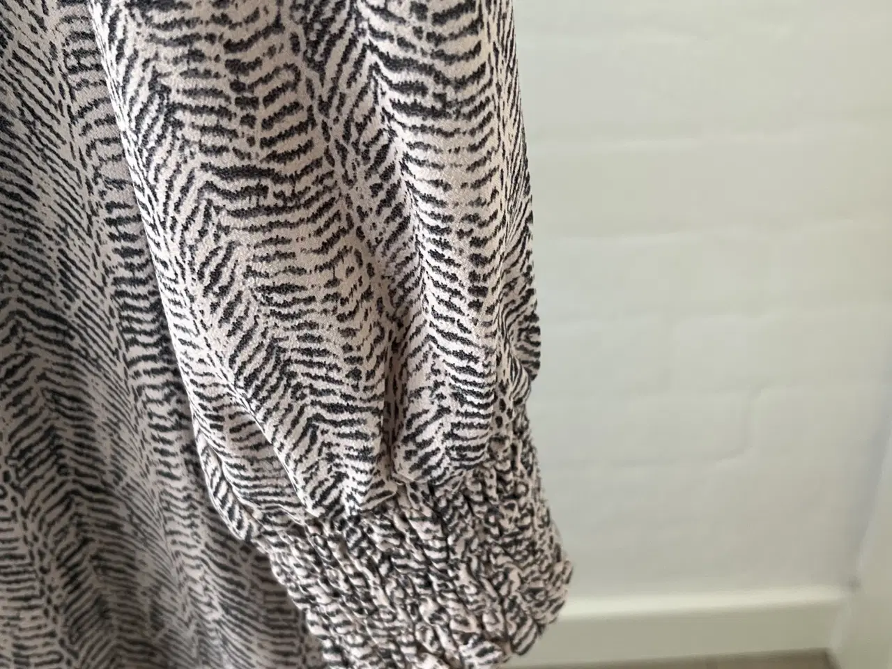 Billede 2 - Kjole str. L fra Prepair 