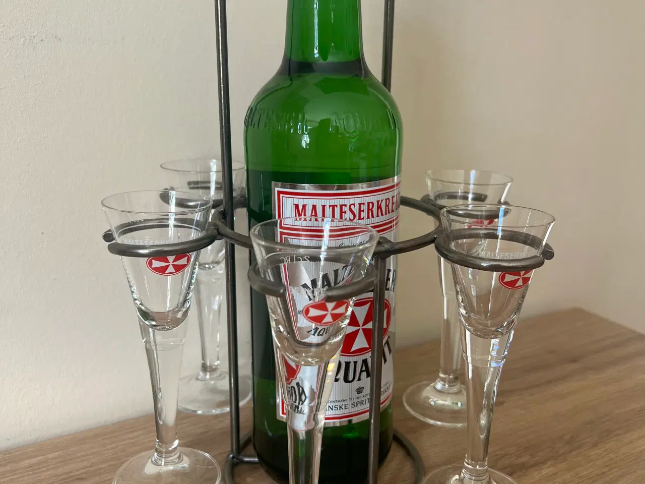 Billede 7 - Snapseglas holder inkl 6 glas og en flaske snaps 