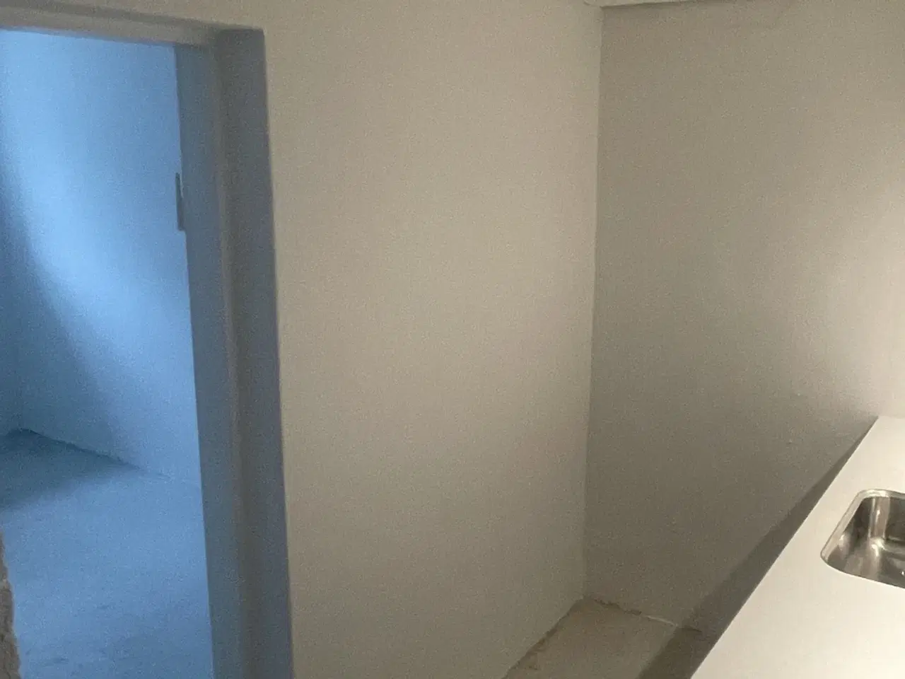 Billede 6 - Kælderlejemål egnet til kontor eller lager inkl. 1 privat parkeringsplads.